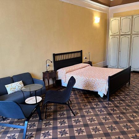 Casa Cavour Hotell Pontremoli Exteriör bild