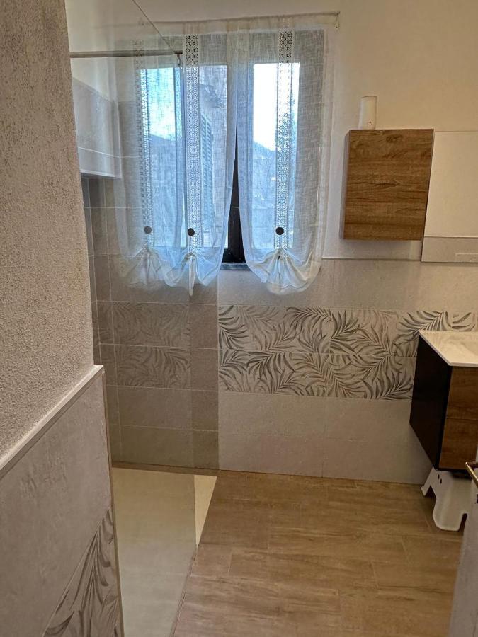 Casa Cavour Hotell Pontremoli Exteriör bild