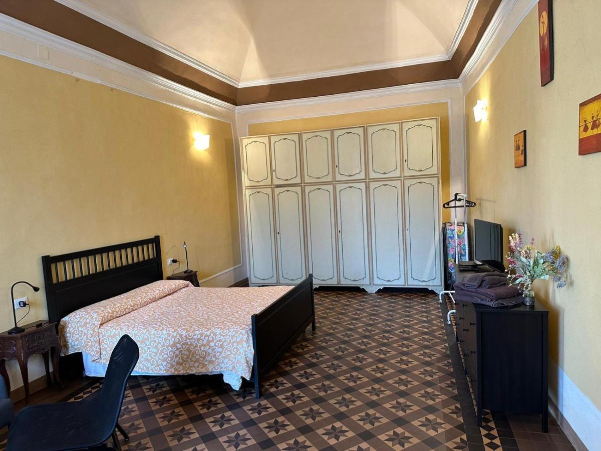 Casa Cavour Hotell Pontremoli Exteriör bild